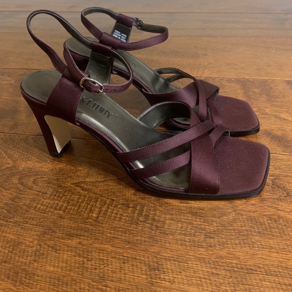 Sam & Libby classic heels